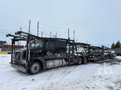 View 2015 VOLVO 6x4 Sleeper - Listing #24698149