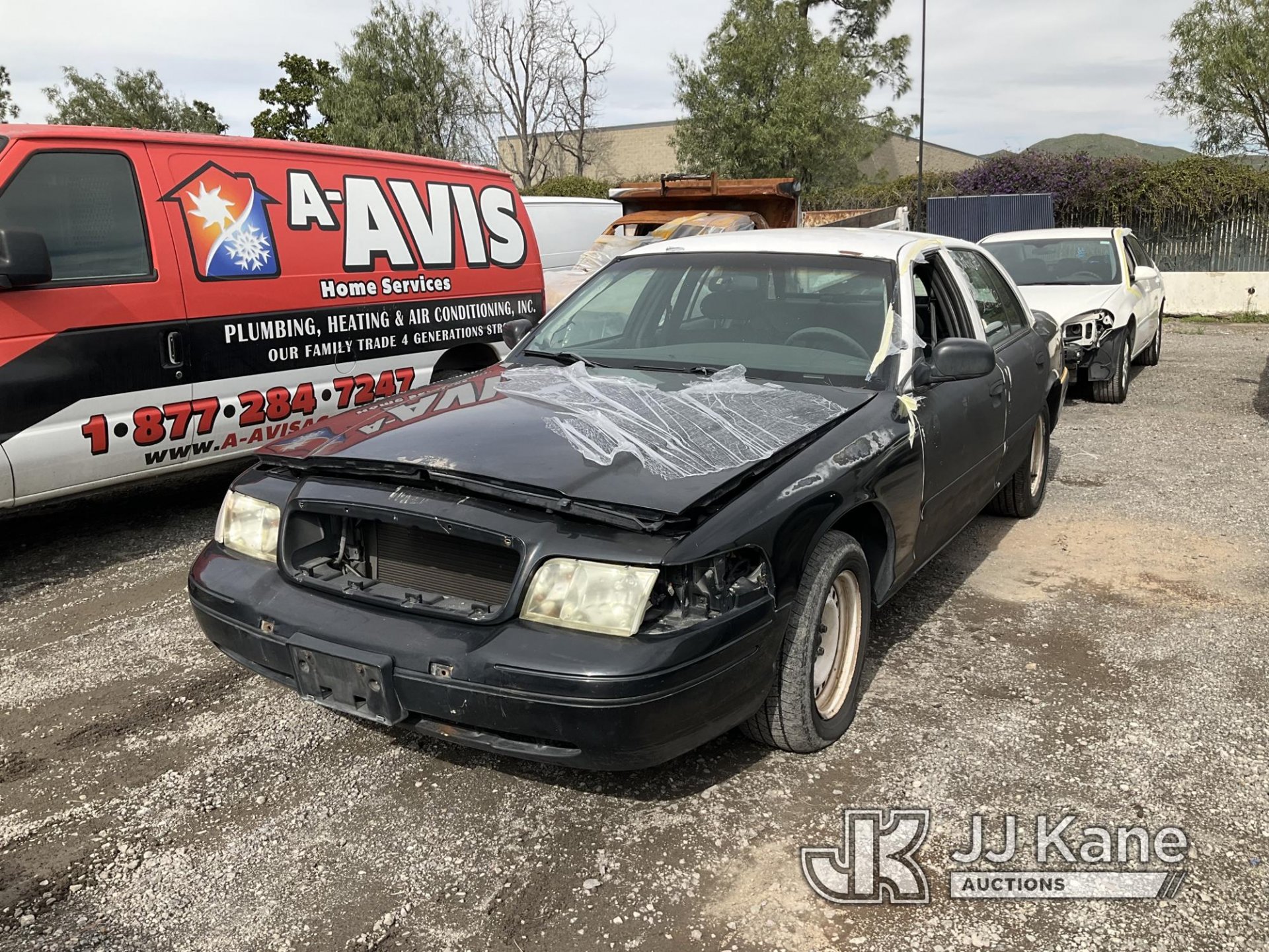 Used 2000 Ford Crown Victoria Police Interceptor Cars, SUVs in Jurupa